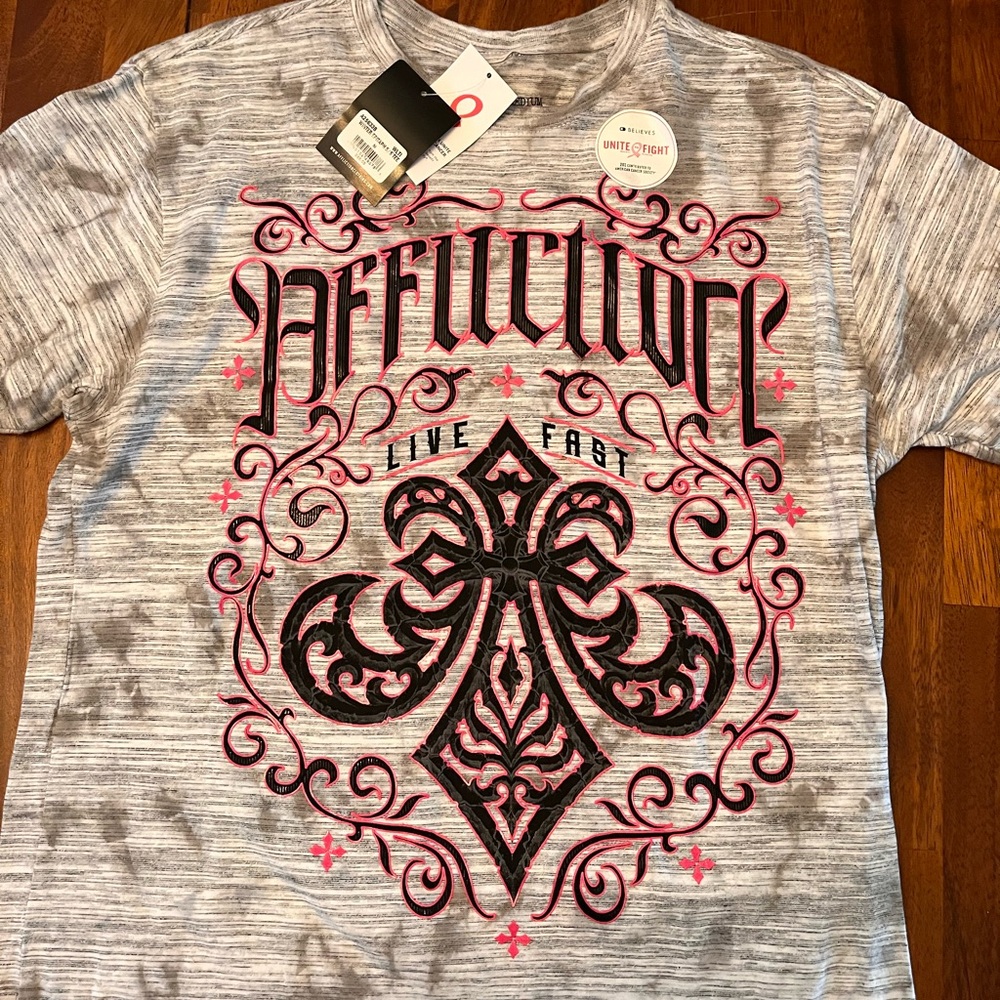Affliction limited edition breast cancer awareness tee men’s med NWT